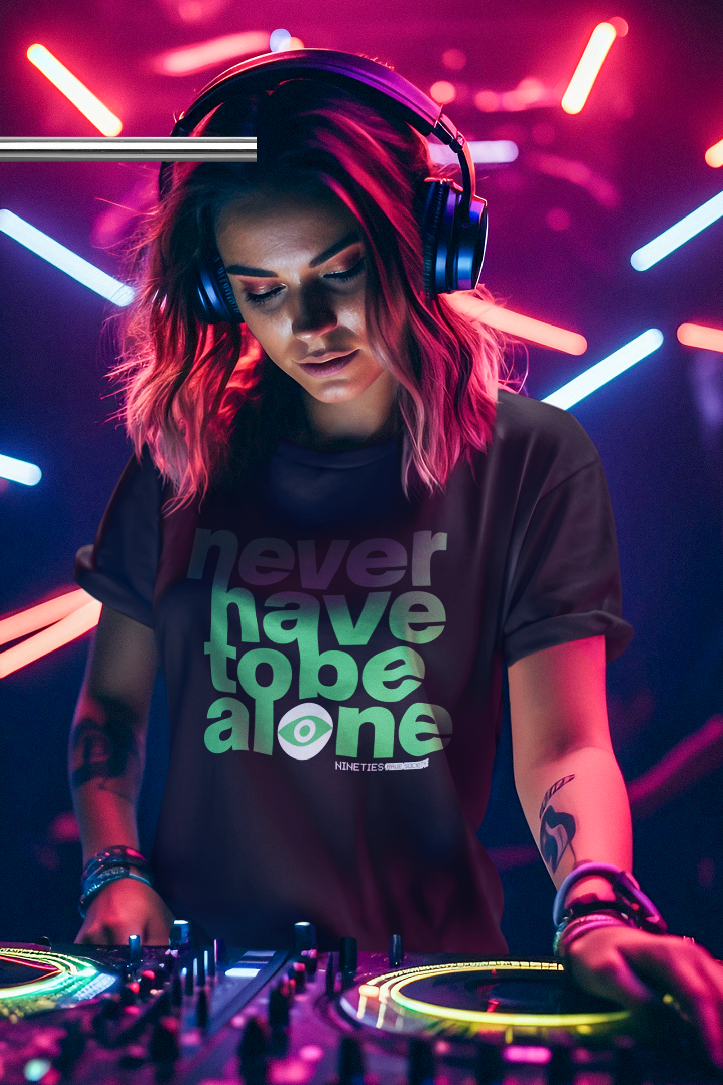 Nineties Rave Society - Pretty Green Eyes : BLACK Short Sleeve Unisex T-Shirt (SHIPPING TO UK ADDRESS INCLUDED)